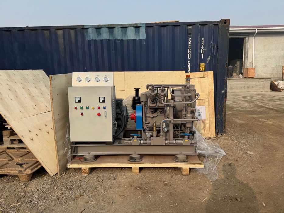 Компрессор из Китая для лабараторий и Устанофка ГБО