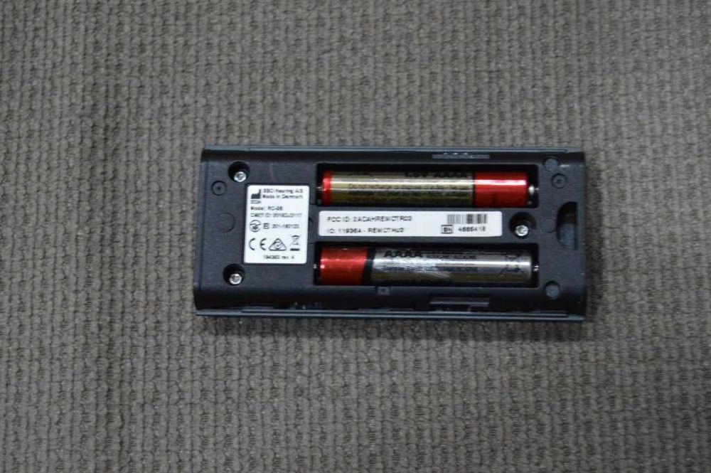 Telecomandă Bernafon RC-3B pentru Aparate Auditive - fara capac baterii