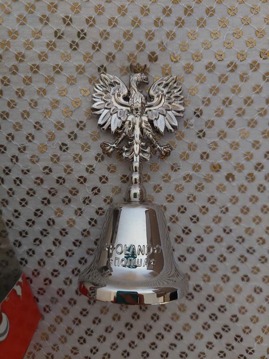 Декоративни прибори и звънче от Полша