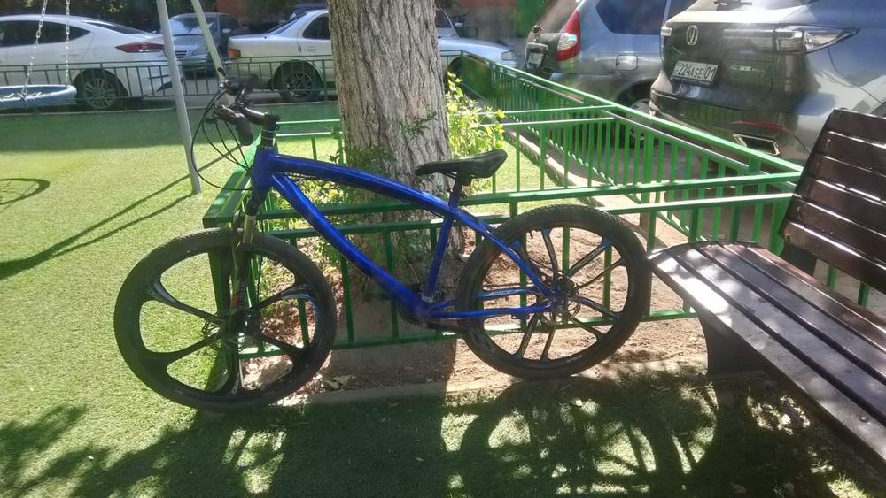 Продам два велика