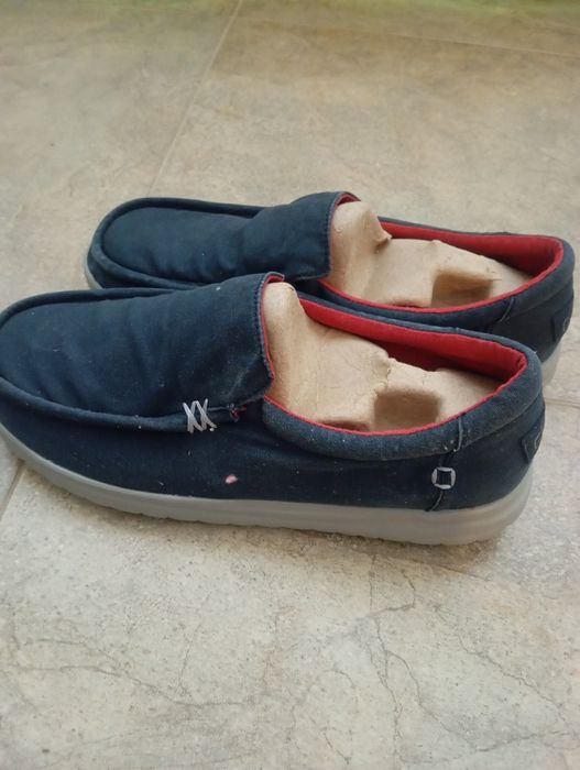 Продавам мъжки обувки