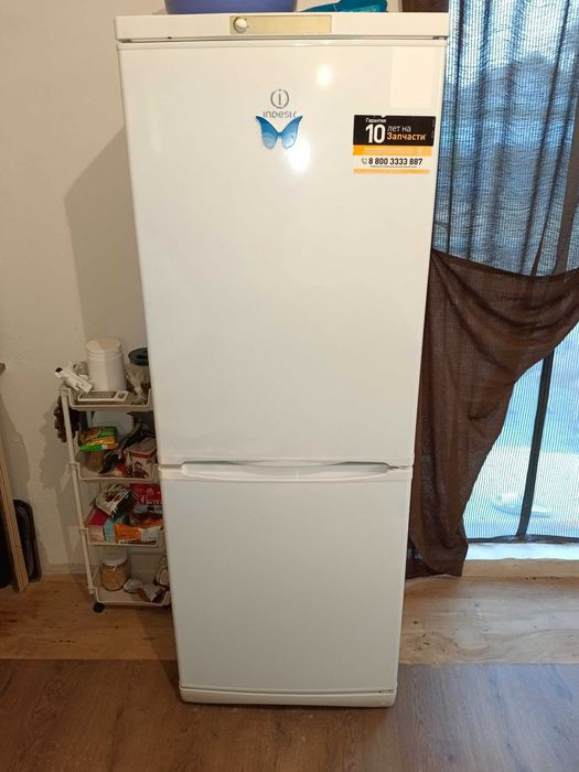 Indesit - холодильник