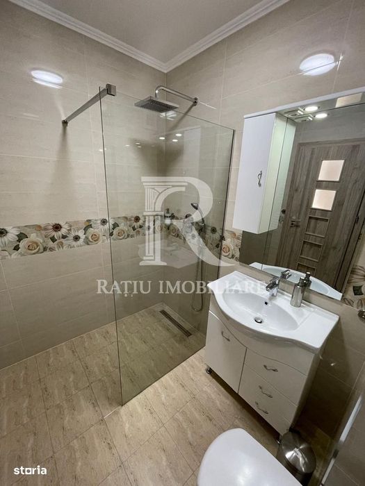 Apartament cu 3 camere | Prima Universității | Oradea