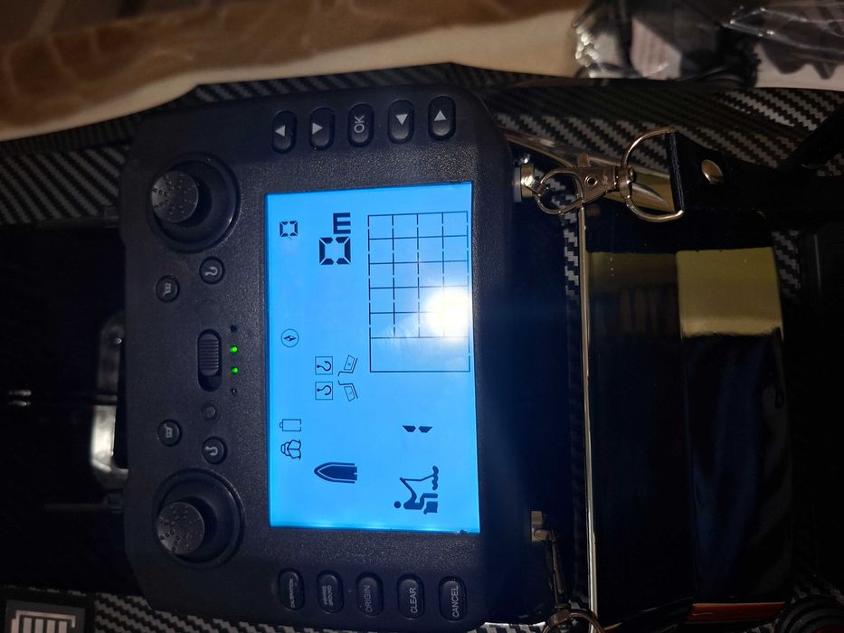 Лодка за захранка Flytec V080