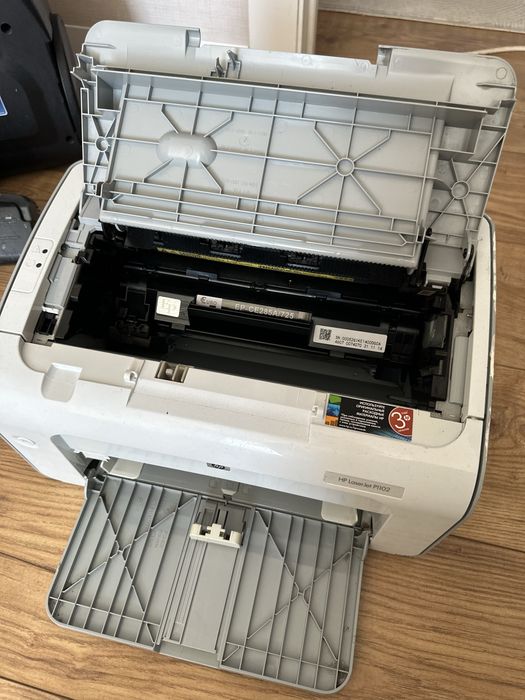 Принтер HP LaserJet P1102