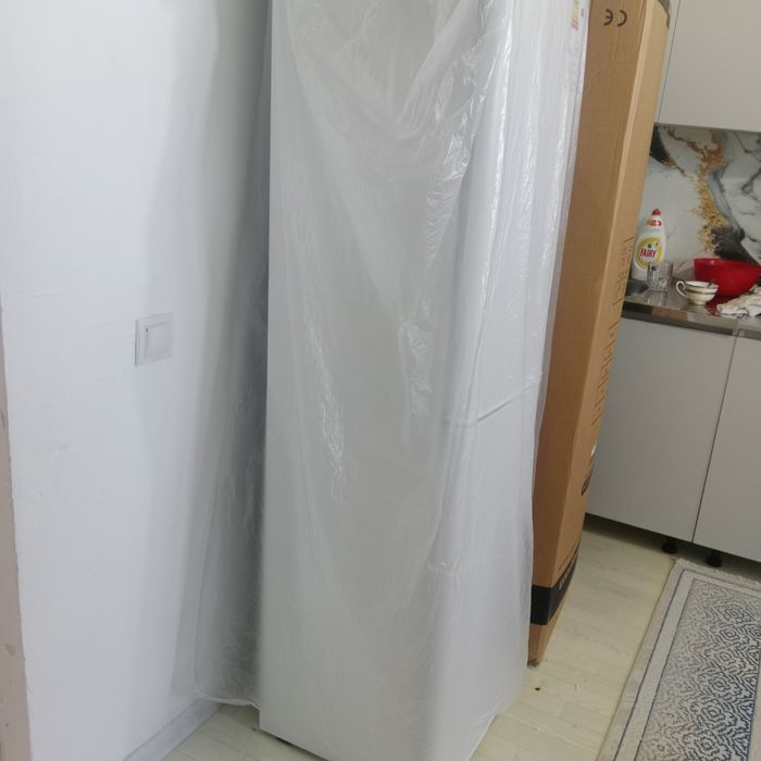 Продам холодильник новый