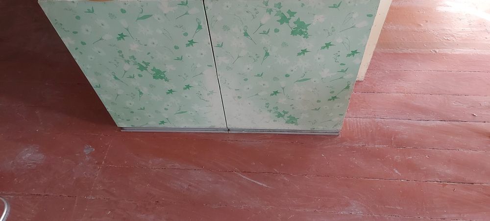 Плательный шкаф и кухня