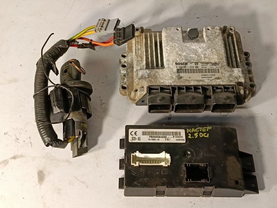 Комплект запалване Renault Master 2 2.5 dCi ECU UCH 8200311550