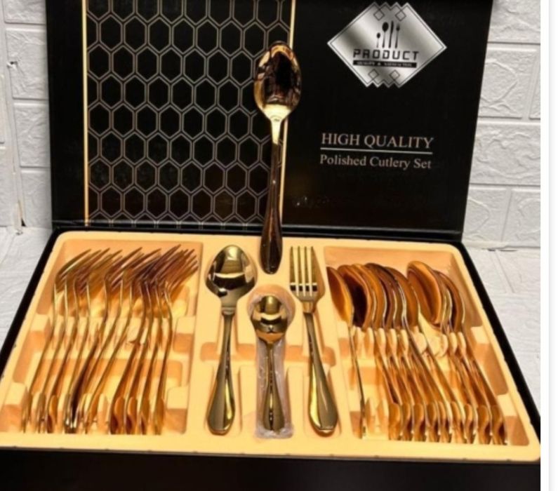 Продам набор столовых приборов