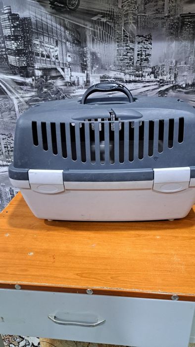 Продам клетку для кошек