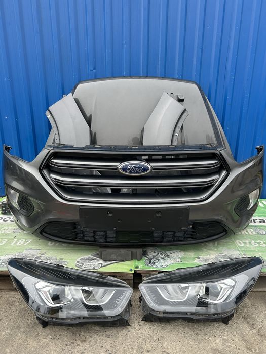 Bară față completă, trager complet, faruri xenon, aripi Ford Kuga 2017