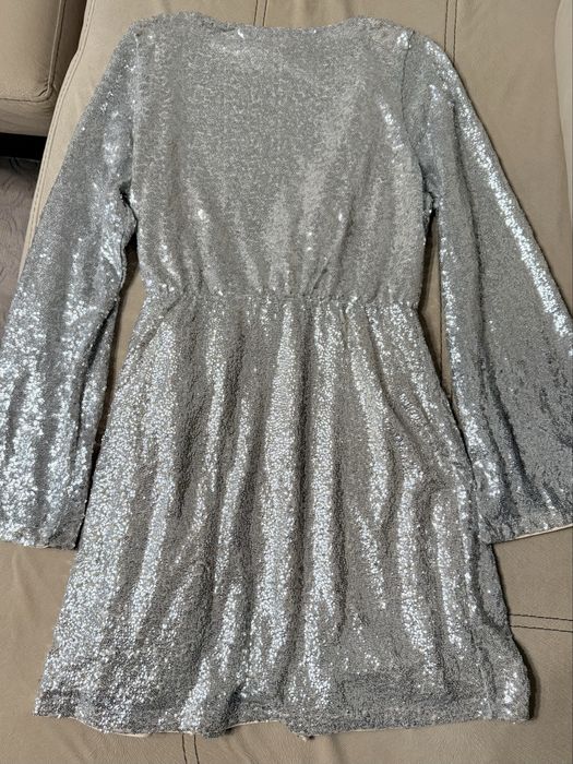 Официална рокля с пайети