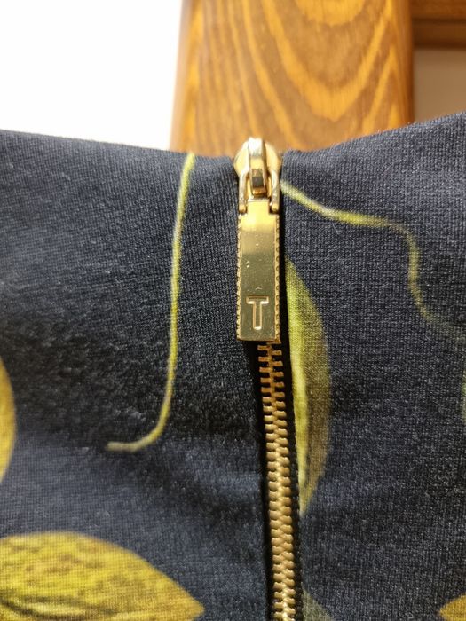 Дамски топ с паднали рамена с десен на лимони - Ted Baker