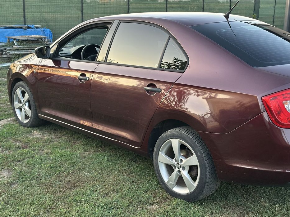 Vand sau schimb Skoda  Rapid 1.6 tdi an 2013