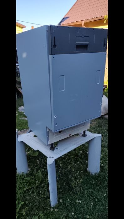 Съдомиялна Hotpoint Ariston на части