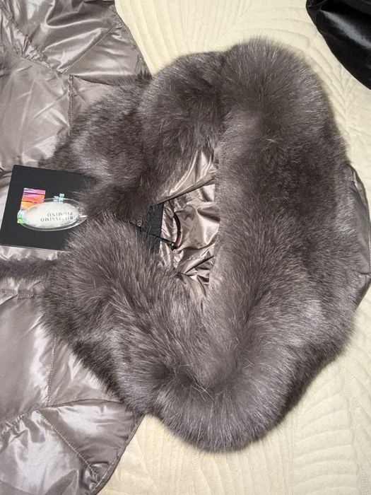 Продам женскую куртку