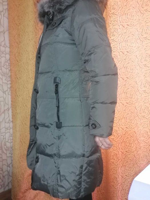 Пуховик зимний женский