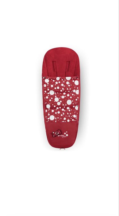 Cybex Priam 4 Petticoat Red by Jeremy Scott кош за новородено тапицерия и чувал