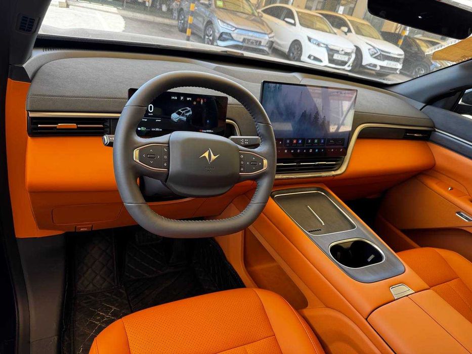 2025 Electr Dongfeng 008 restyling
