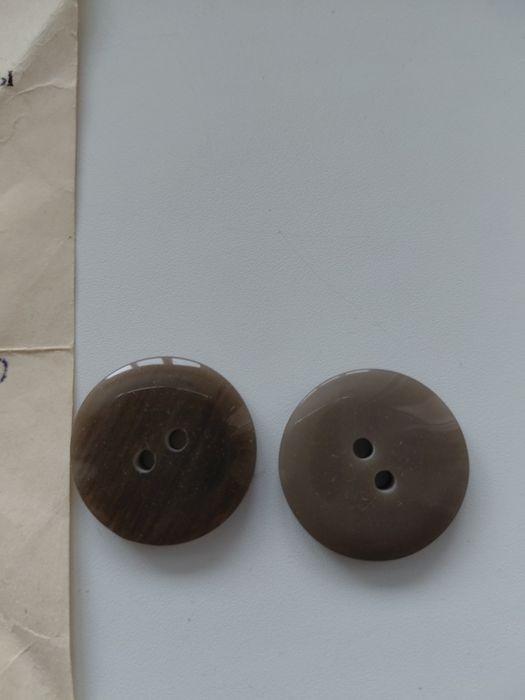 Пуговицы советские костяные