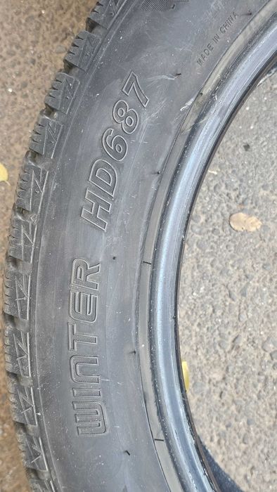 Зимние шины 235/50/R19