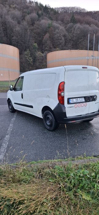 Fiat doblo 1.3 dezmembrez opel combo 2013