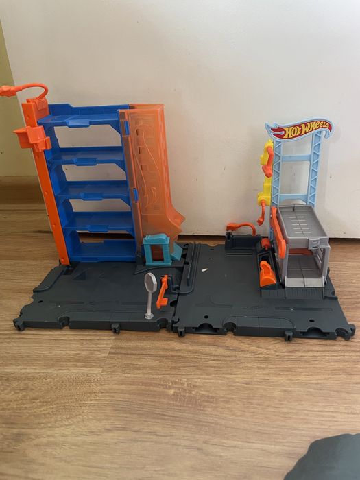 Писти hot wheels