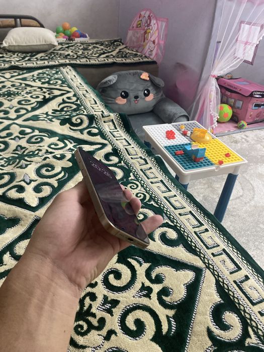 Продам Iphone 16 pro