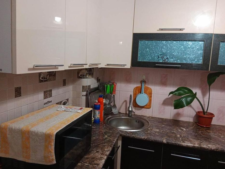 Уй сатылады 3.26. 4этаж