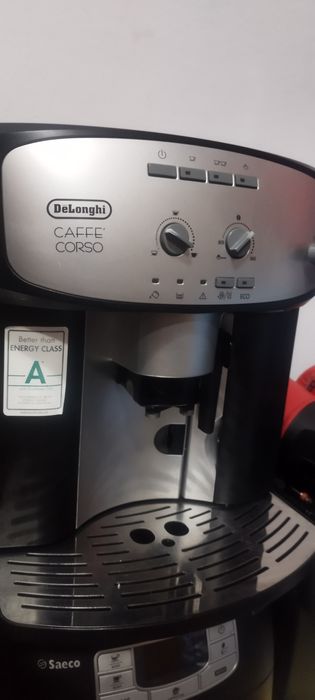 Aparate cafea DeLonghi și Saeco