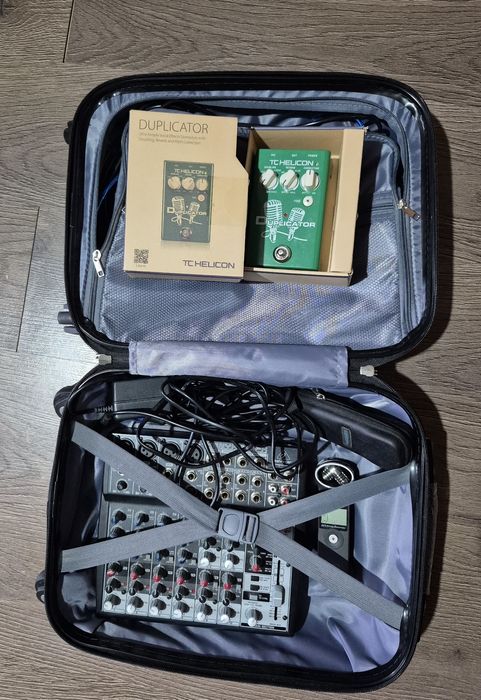 Mini studio de înregistrări portabil