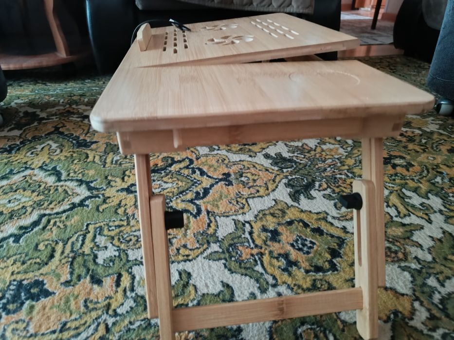 Столик подставка для ноутбука