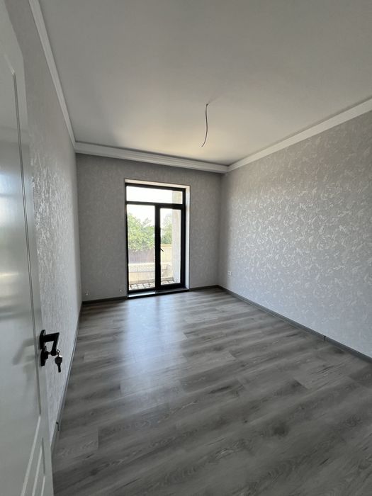 Продам ЕвроДом 6 комнат 3 санузла ЯнгиХаетский район