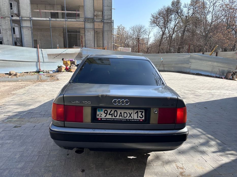 audi c4 1992 года 2.3