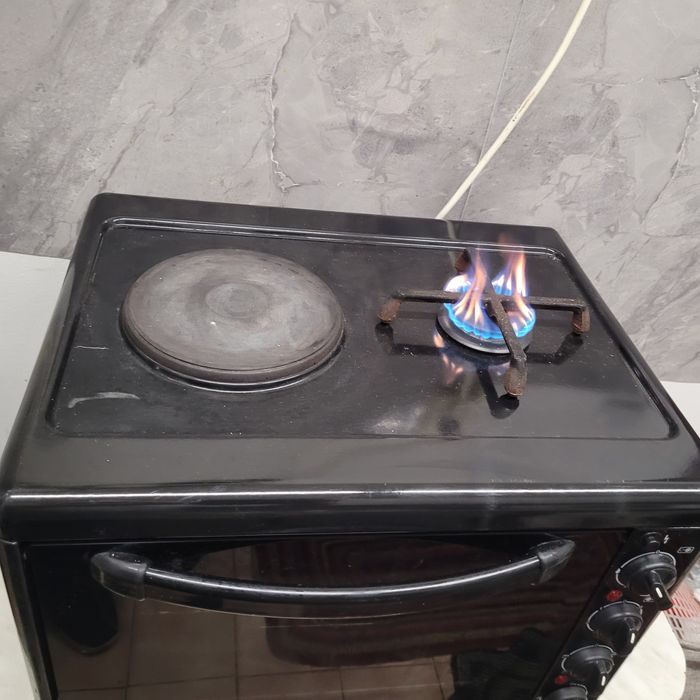 Печка с котлон на  газ.