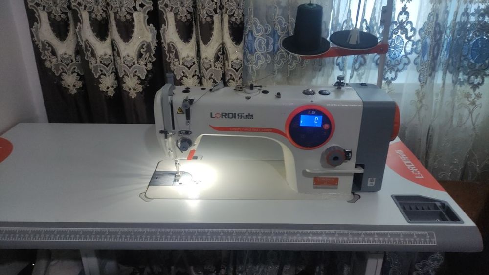 Tikuv mashina sotiladi