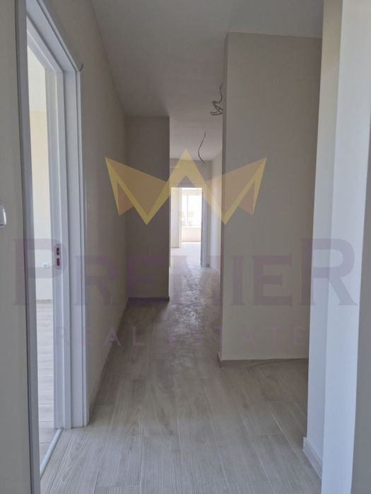 Продава се Четиристаен апартамент в Бургас, Меден рудник - зона Д - 133 кв.м за 1353 €/кв.м - Снимка #5