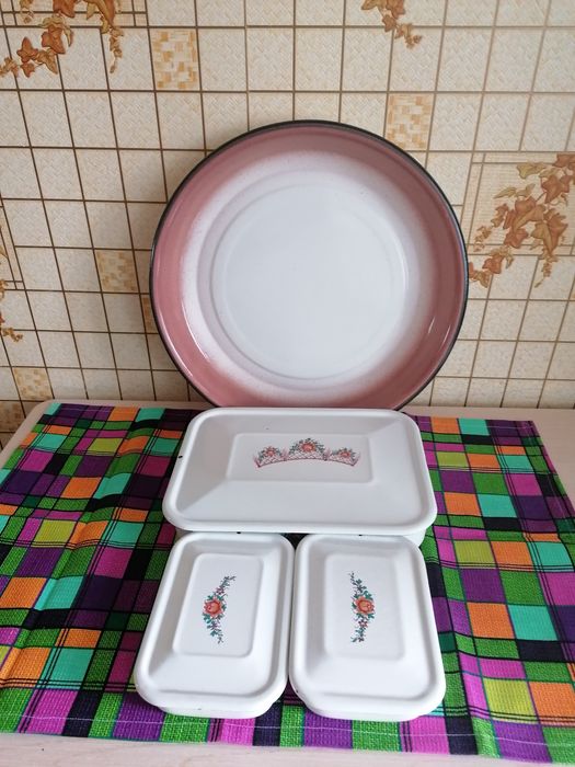 Набор посуды для холодца