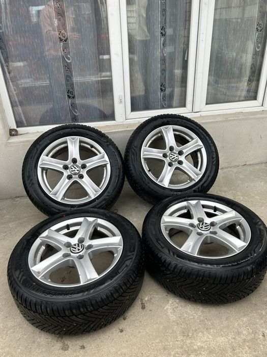 jante originale VW + anvelope iarnă – stare foarte bună!