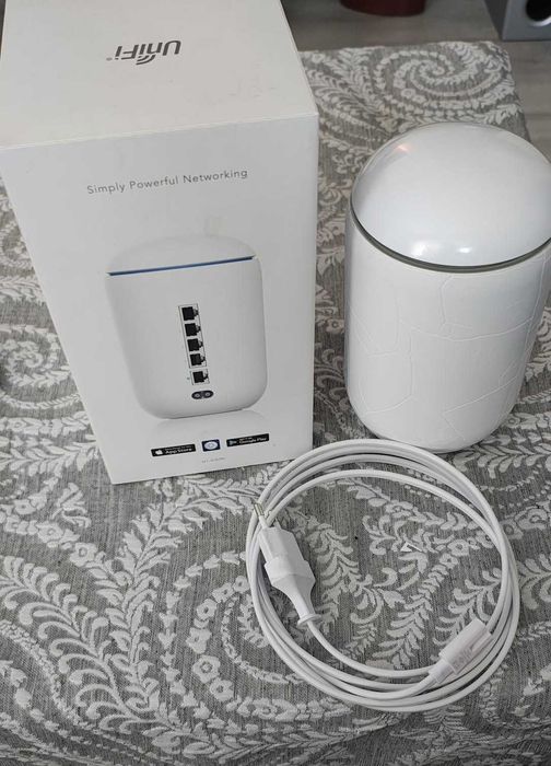 Router wifi Ubiquiti UDM-BASE 802.11ac (WiFi 5)