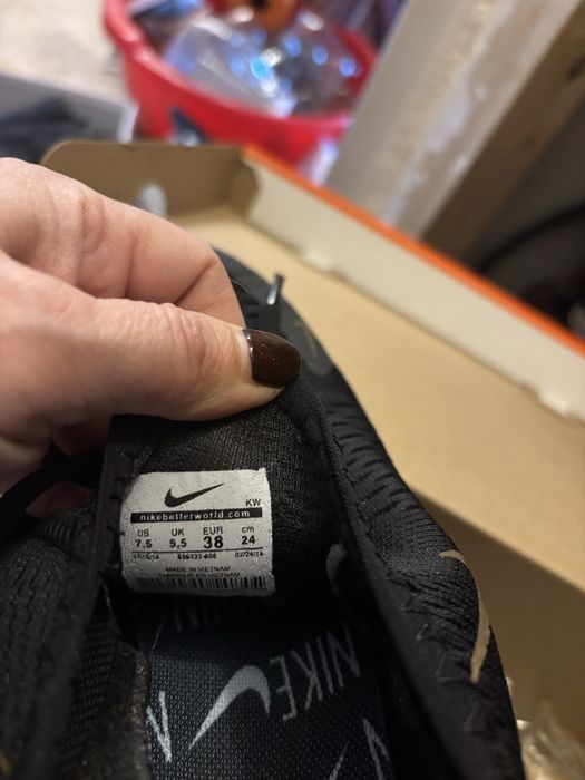 Маратонки Найк-38 номер