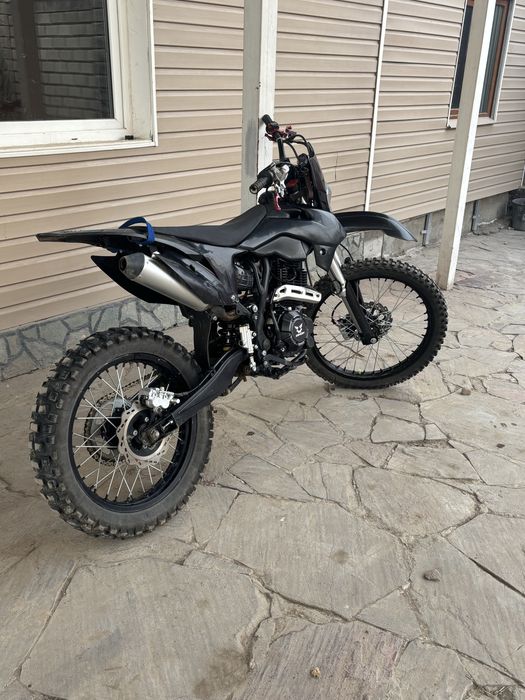 Продам эндуро 300 куб