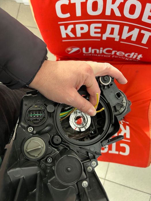 Десен фар за Hyundai santafe 2016 година