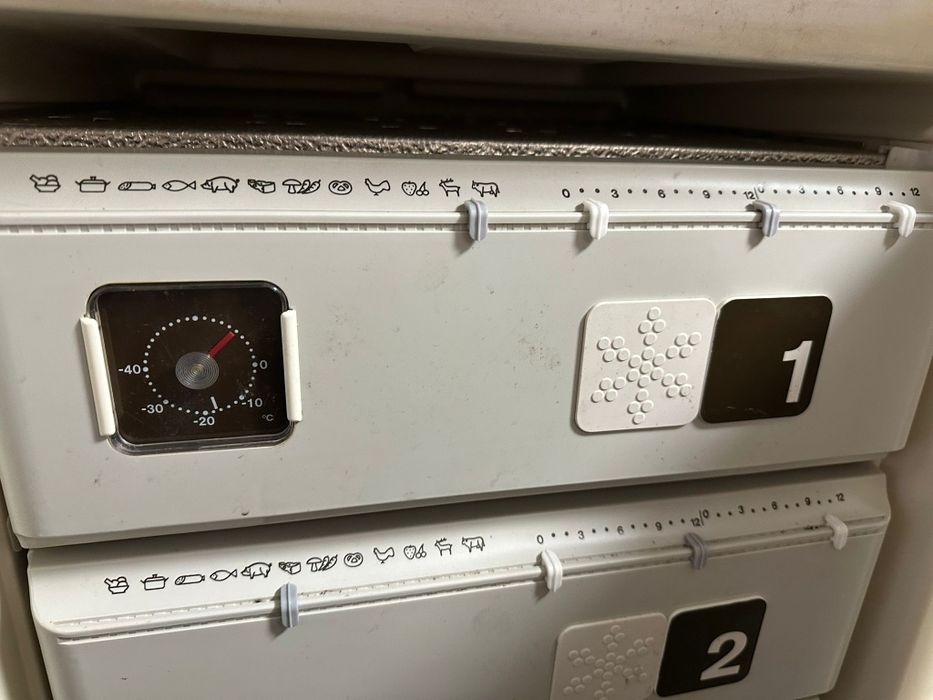 Liebherr фризер с 8 чекмеджета