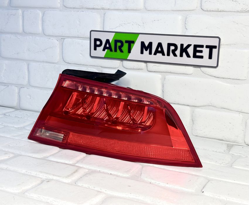 Десен външен стоп AUDI A7 C7 4G 4G8945096