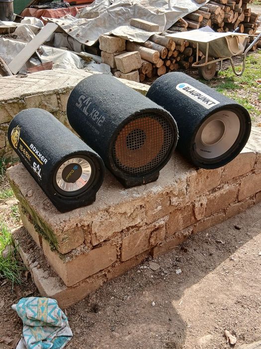 subwoofer  180 RON/buc