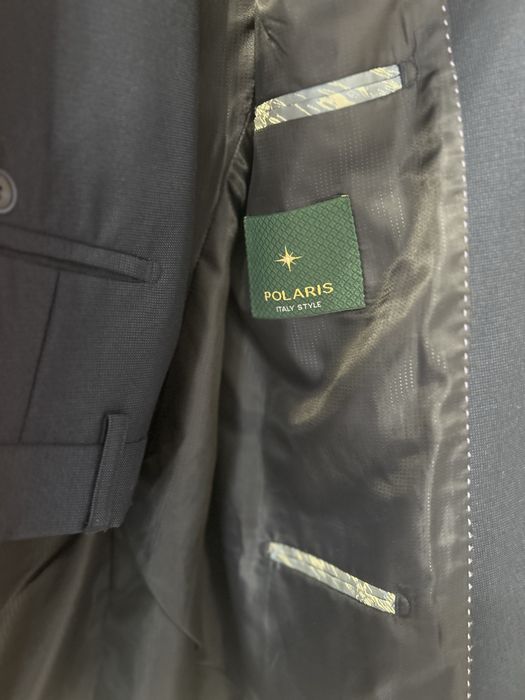 Продам костюм школьный