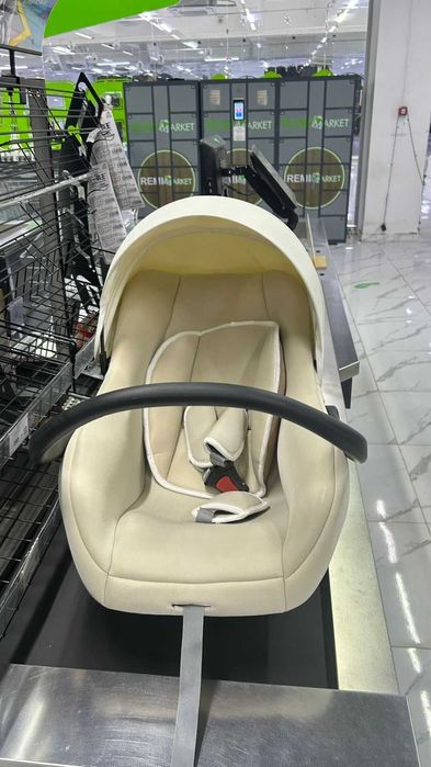 Aimile популярная модель коляски-трансформера 2 в 1