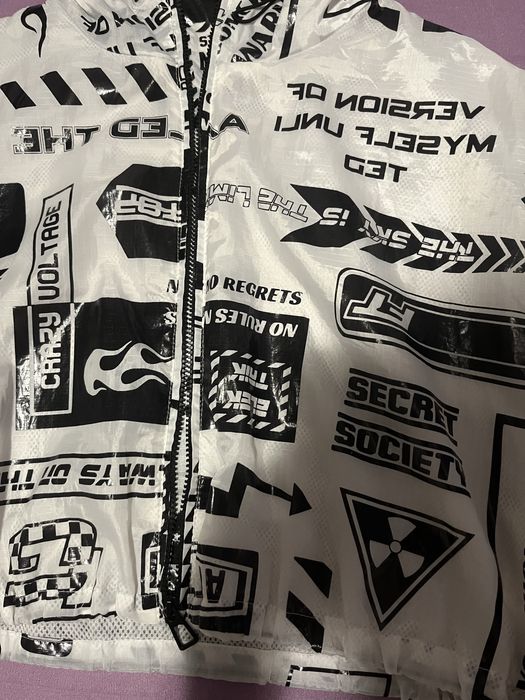 Geaca de nailon Bershka, marimea M