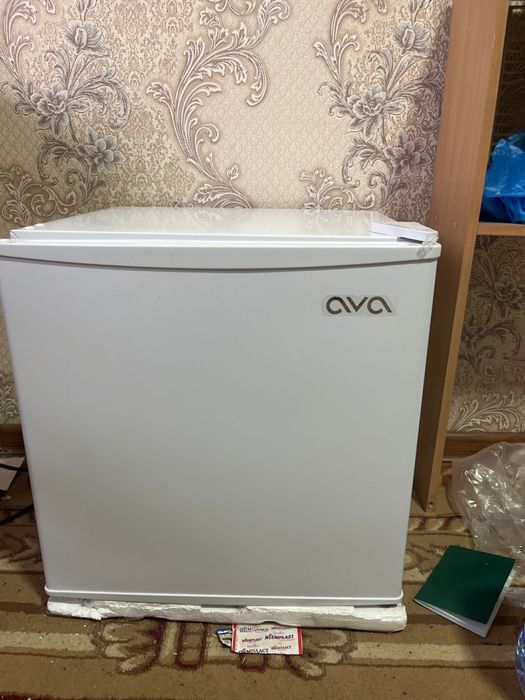 Мини холодильник ava